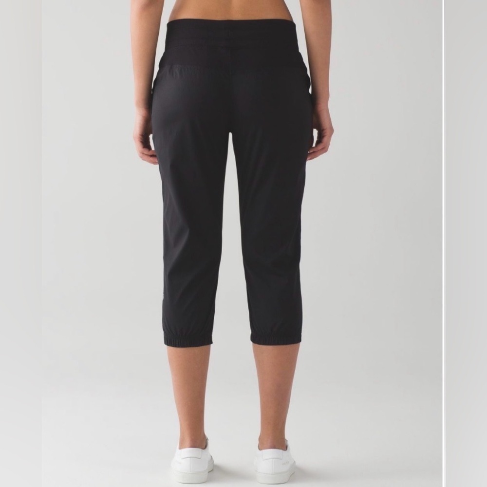 Lululemon Dance Studio Crop (Unlined) | Black | Size 6